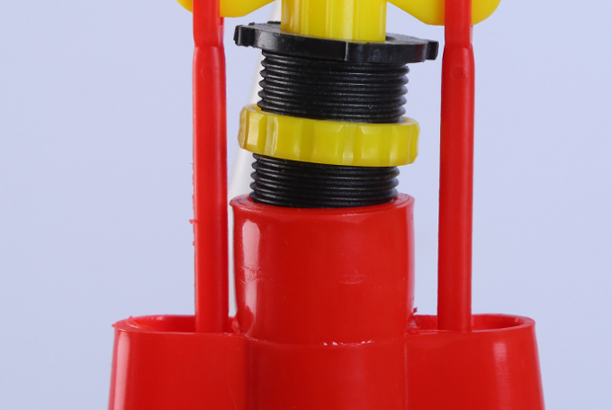 পোল্ট্রি হাউস ব্যবহার করুন প্লাস্টিক স্বয়ংক্রিয় চিকেন বার্ড ওয়াটার ফিডার ড্রিংকার অটোমেটিক বেল ড্রিংকার 6